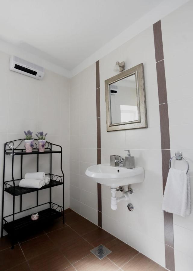 Holiday Home Miklica Klis Exterior photo