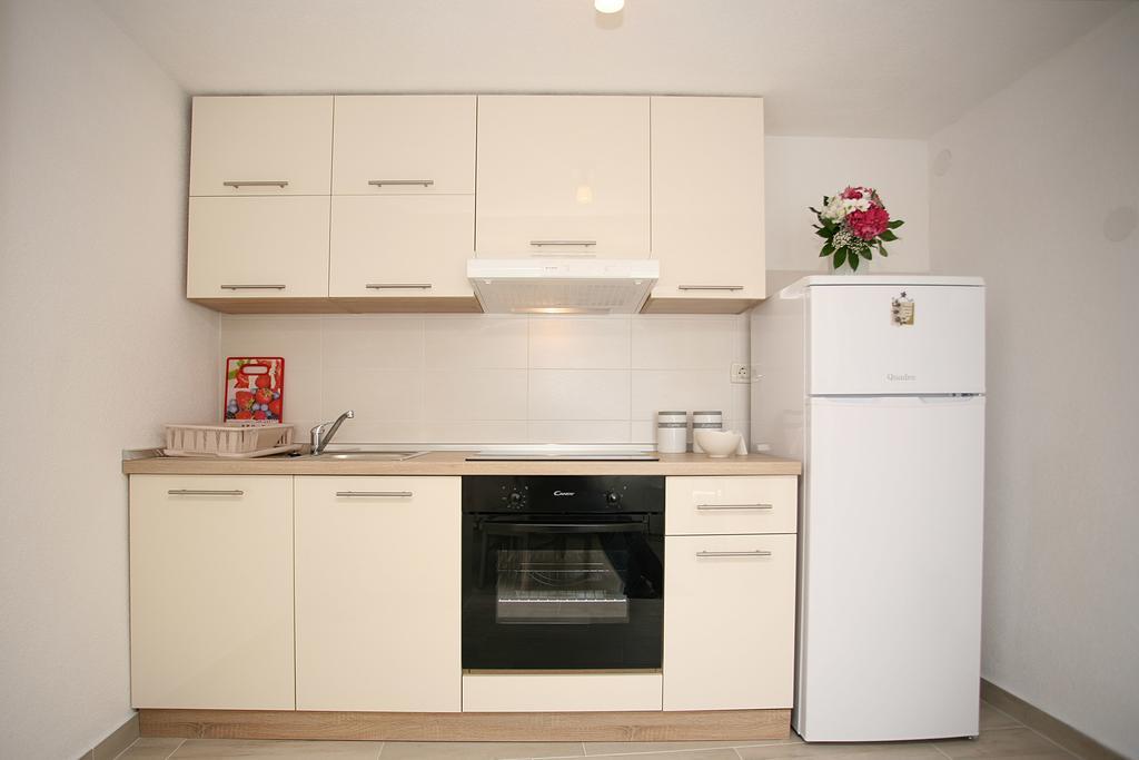 Holiday Home Miklica Klis Exterior photo