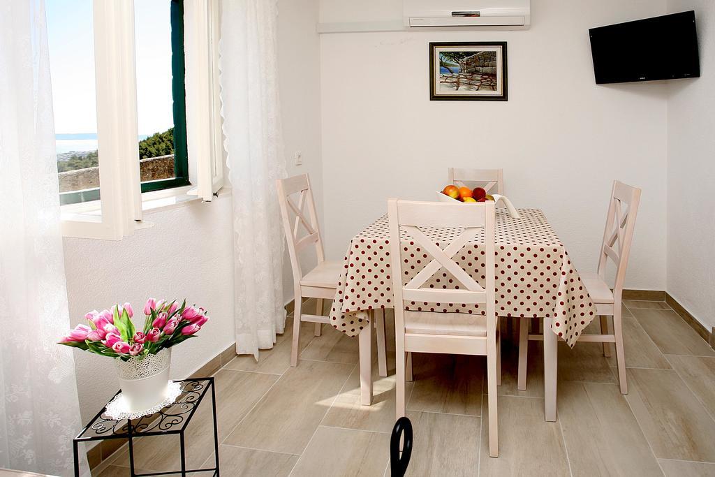 Holiday Home Miklica Klis Exterior photo